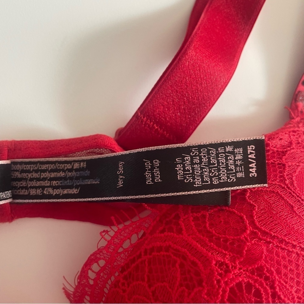 New! Victorias Secret very sexy cherry shine strap lace push-up bra 20114 - Picture 10 of 14